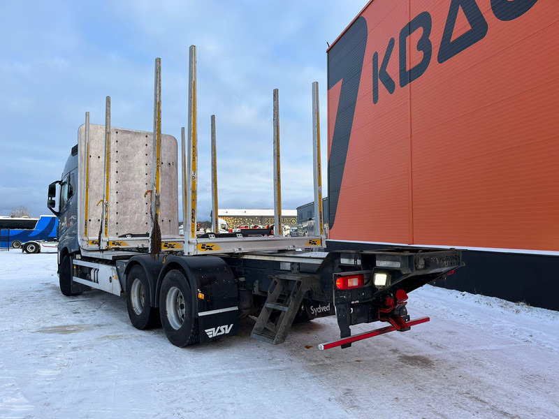 Camion grumier, Camion grue pour transport de bois Volvo FH 16 650 6x4 TANDEM AXLE LIFT: photos 9