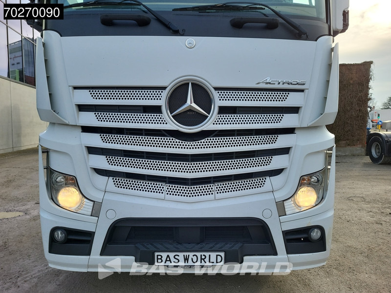 Tracteur routier Mercedes-Benz Actros 1942 Actros 4X2 StreamSpace PTO: photos 11