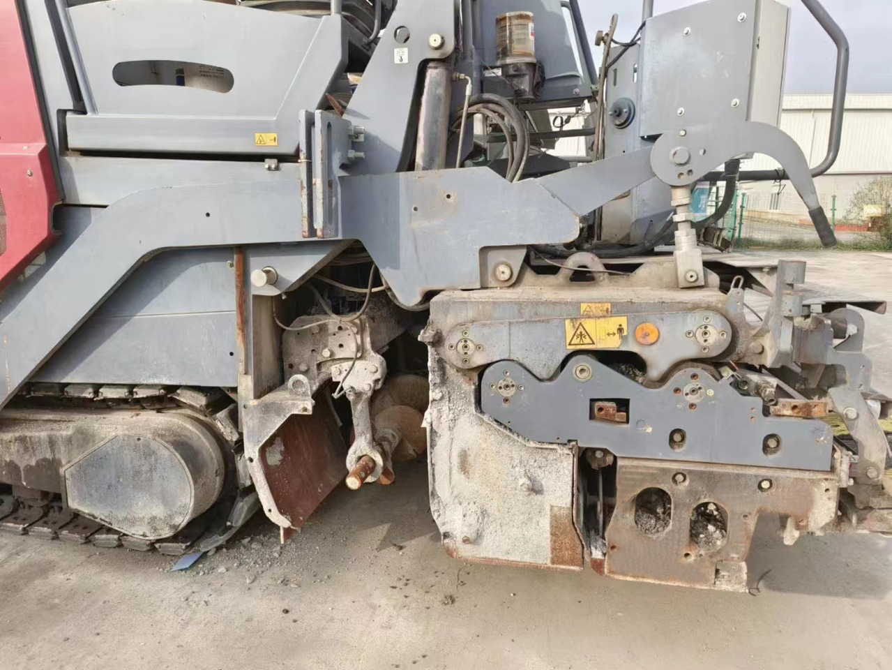 Finisseur DYNAPAC F3030 Used Asphalt Paver For Sale: photos 6