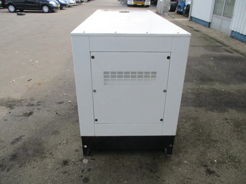 Groupe électrogène neuf Plus Power GF2-30 , 37 KVA , New Diesel generator ,3 Phase , 2 pieces in stock: photos 8