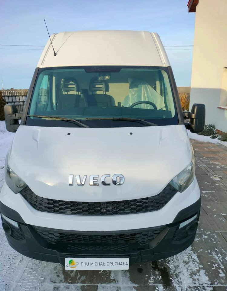 Fourgon utilitaire Iveco Daily 35S13: photos 6