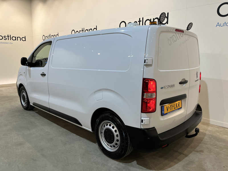 Fourgonnette, Utilitaire électrique Peugeot e-Expert EV L2 75 kWh Servicebus / Inrichting / 100% Elektrisch / Airco / 220V. / Trekhaak / Camera / Cruise Control / Navigatie / CarPlay / 3-Zits / 1.900 KM !!: photos 20