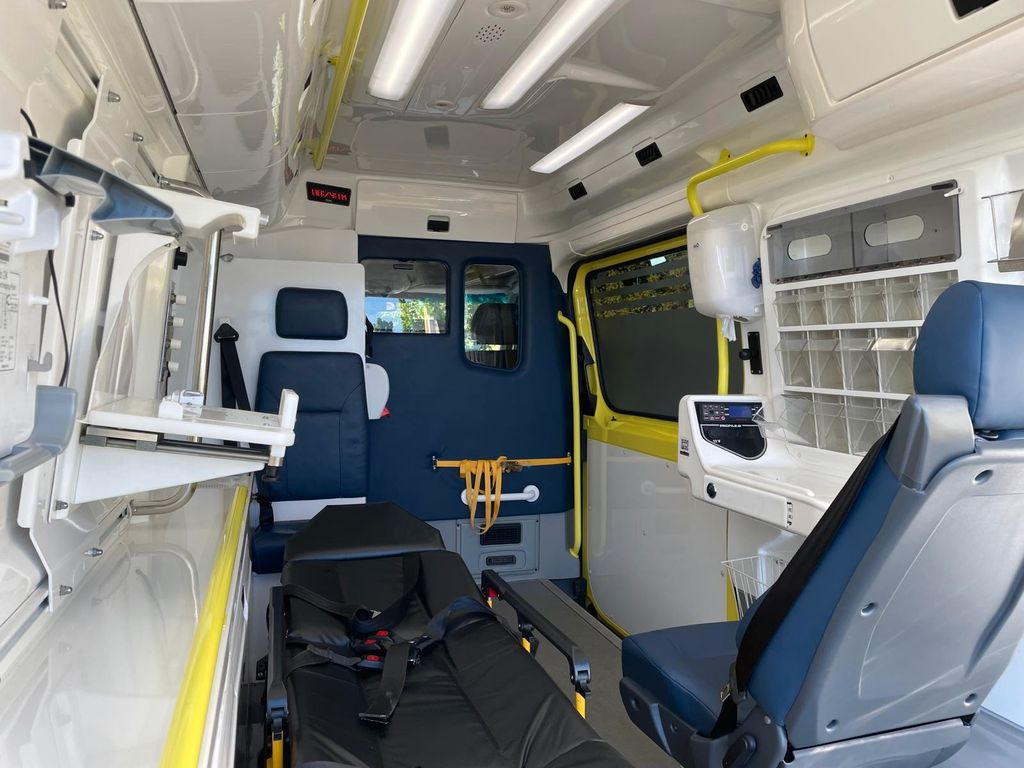 Fourgon utilitaire Mercedes-Benz Sprinter 316 CDI Ambulance Electric STRYKER Bed: photos 22