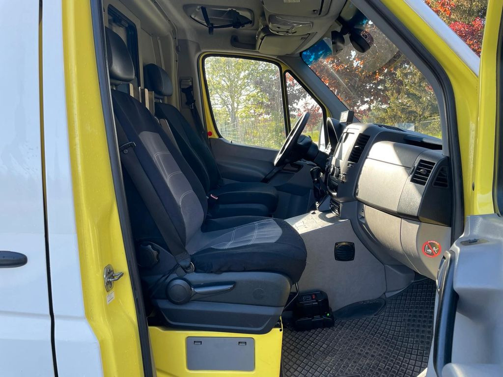 Fourgon utilitaire Mercedes-Benz Sprinter 316 CDI Ambulance Electric STRYKER Bed: photos 17