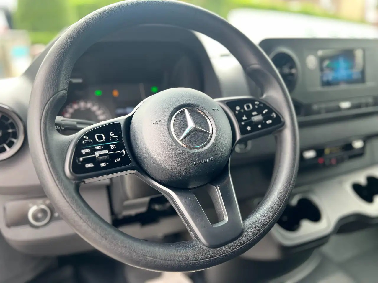 Fourgon utilitaire Mercedes-Benz Sprinter 317 L3H2 (38.250ex) 3.5T SLEEP|CARPLAY|CAMERA|PTS: photos 14