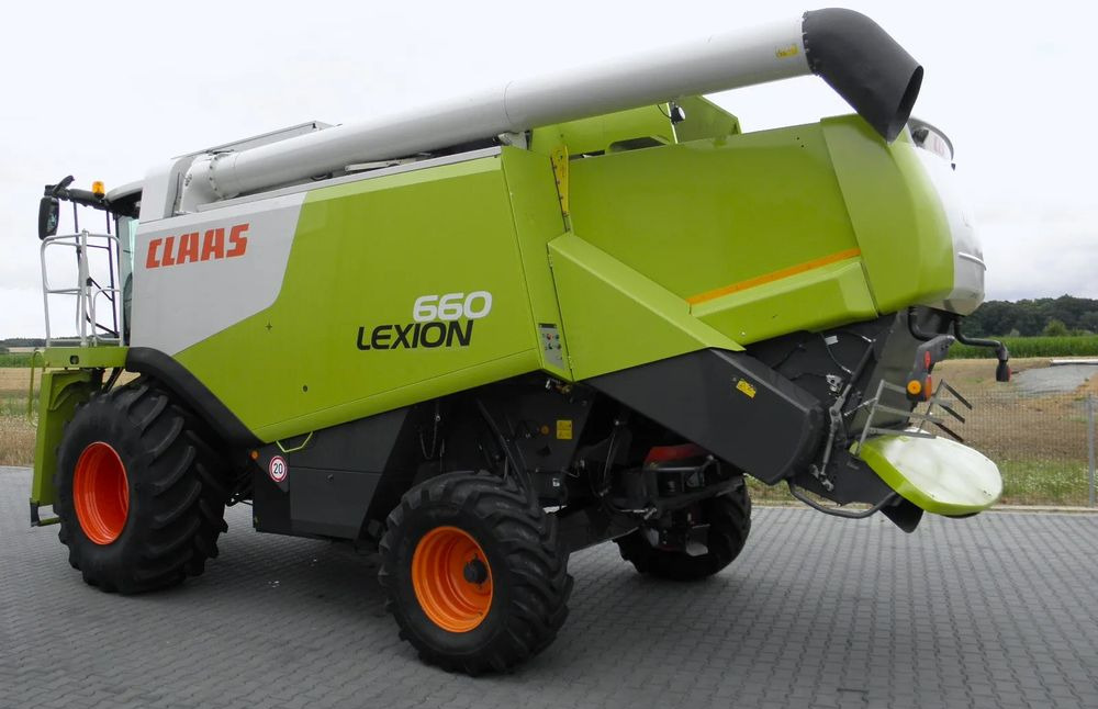 Moissonneuse-batteuse Claas Lexion 660 2011 Rok, heder 7,5 m Vario, Nie Malowany, Stan Bardzo Dobry: photos 9