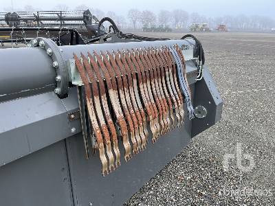 Moissoneuse FENDT 7030: photos 9