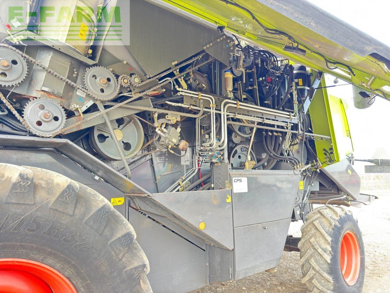 Moissonneuse-batteuse CLAAS Lexion 650: photos 13