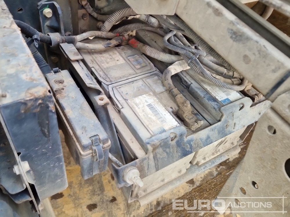 Camion benne Mitsubishi Fuso Canter 7C15: photos 13