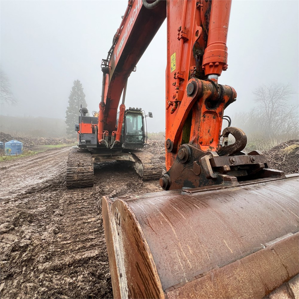 Pelle sur chenille Hitachi Zaxis 470LCH-5B: photos 15